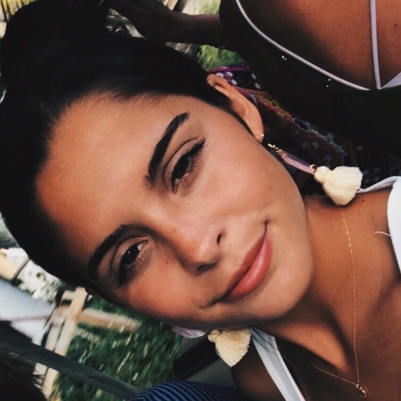 Thread and marbled acrylic earrings! - Picture 2 of 4